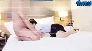 คลิปหลุด ห้องเชือด นักศึกษามอแถวรัชโยธินรับงานเอ็นวีกับเสี่ยโดยเย็ดฟรีแถมแอบถ่าย-300x450